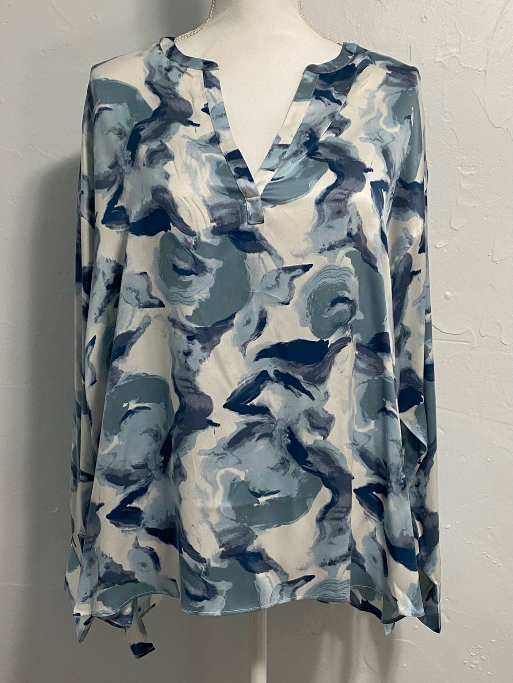 Joie Blue & White Abstract V-Neck Blouse